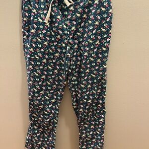 Vineyard Vines Green and Red Christmas Pajama Bottoms Cozy Sleepwear